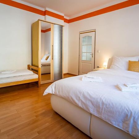יאסימוב Lukas Apartments מראה חיצוני תמונה