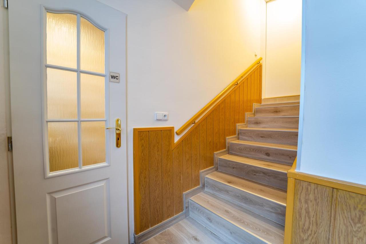 יאסימוב Lukas Apartments מראה חיצוני תמונה
