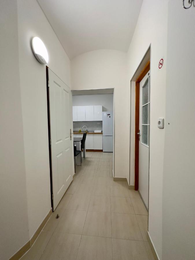 יאסימוב Lukas Apartments מראה חיצוני תמונה