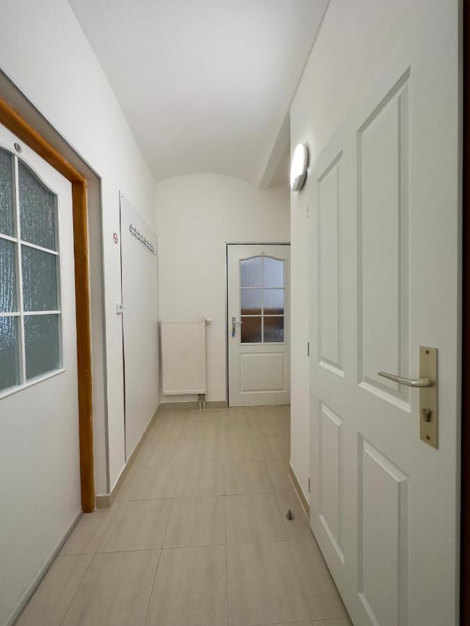 יאסימוב Lukas Apartments מראה חיצוני תמונה